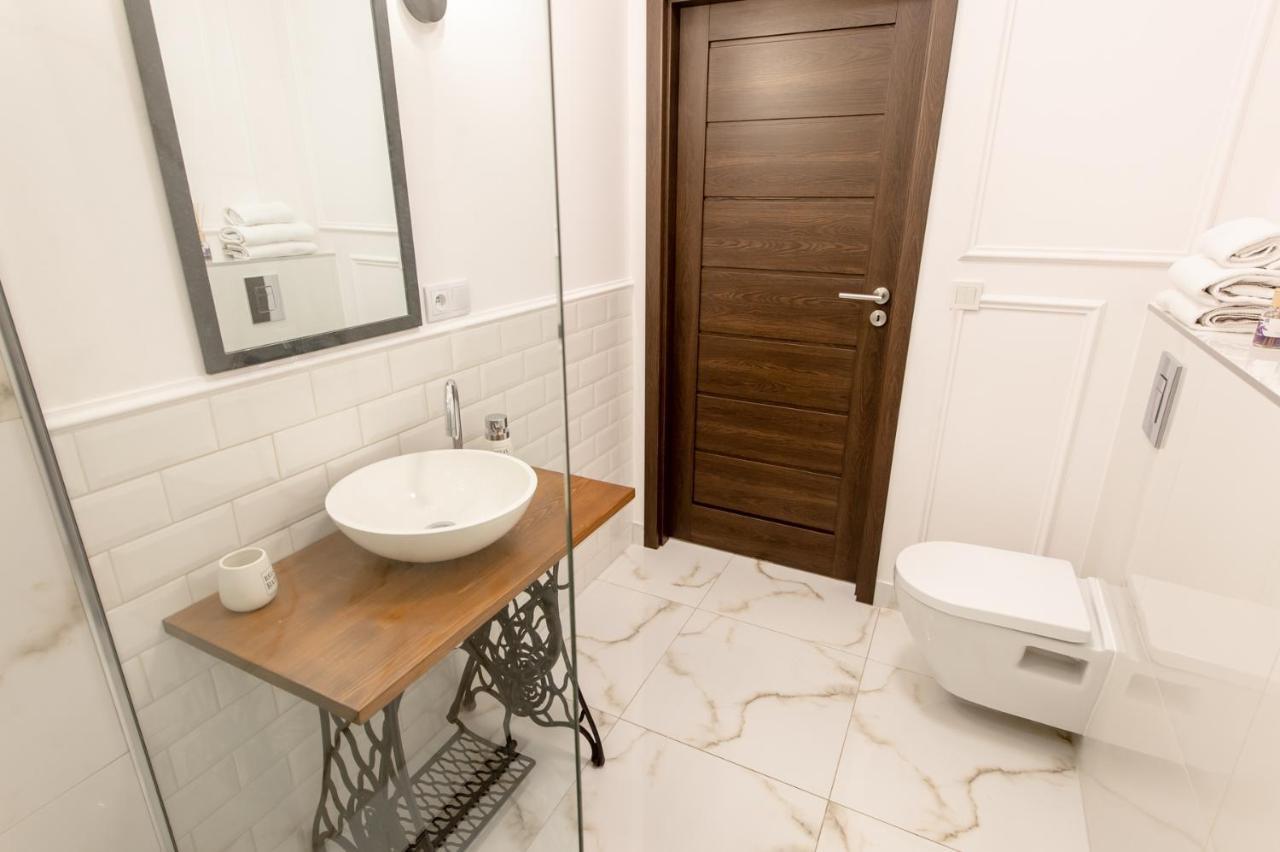 Super-Apartamenty Andersia Vip II Познан Екстериор снимка